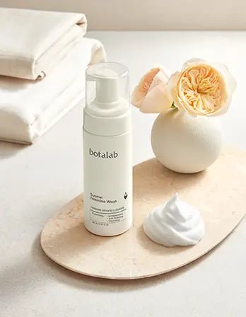 Botalab Suamel Balancing Feminine Wash